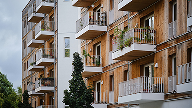 Außenaufnahme einer genossenschaftlichen Wohnanlage in Berlin-Wedding